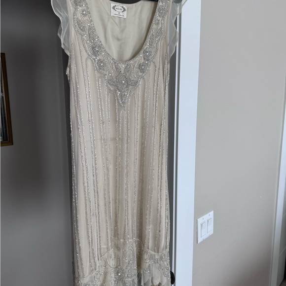 Joyfolie beaded Jaci flutter sleeve dress - Picture 2 of 4